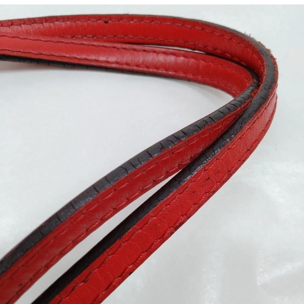 Louis Vuitton Red Travel Bag Set with Matching Pouch - Picture 7 of 8